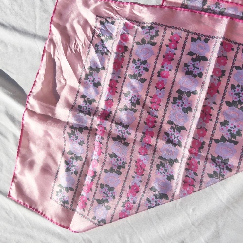 Vintage pink flower print scarf rectangle polyester 1990s - Picture 2 of 6